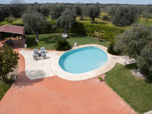 Large renovated trullo with swimming pool and garden near Ostuni - 51