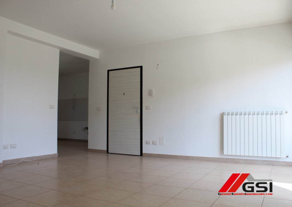 Sale Apartments San Michele Salentino - S.Michele Salentino, New and large first floor apartment Locality 